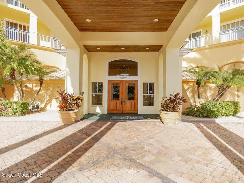 1437 Pineapple Avenue, Melbourne, FL 32935