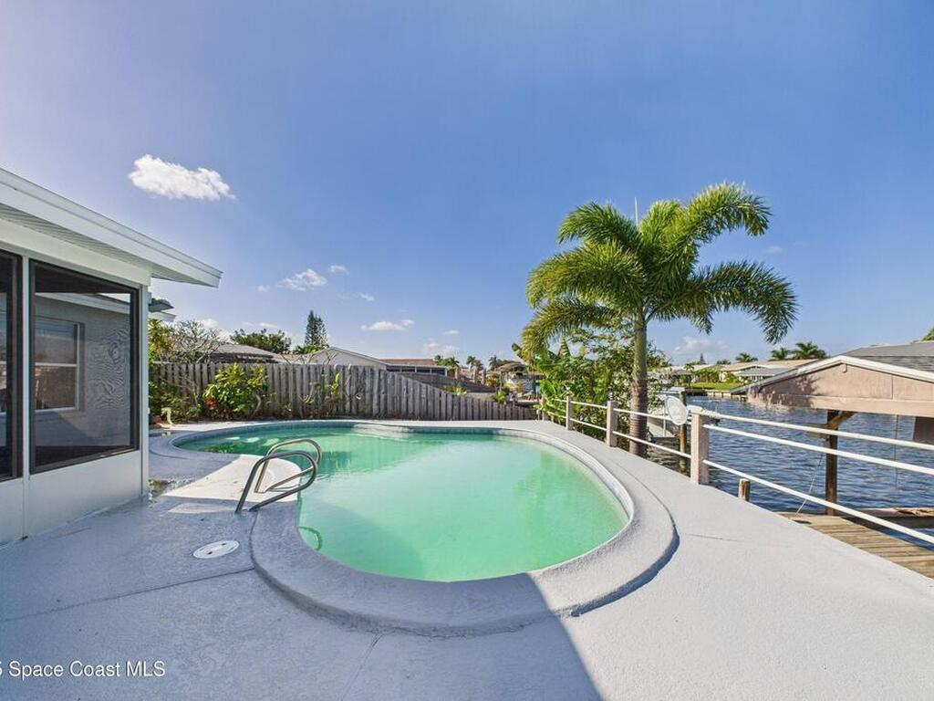 470 Sundoro Court, Merritt Island, FL 32953