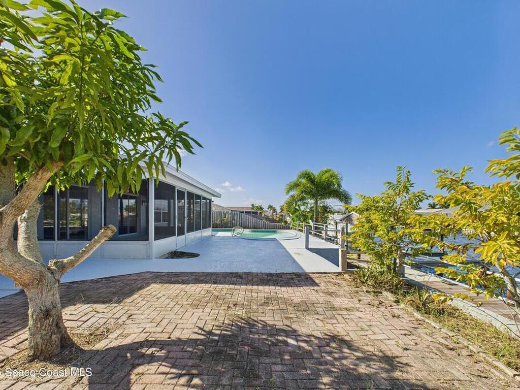 470 Sundoro Court, Merritt Island, FL 32953