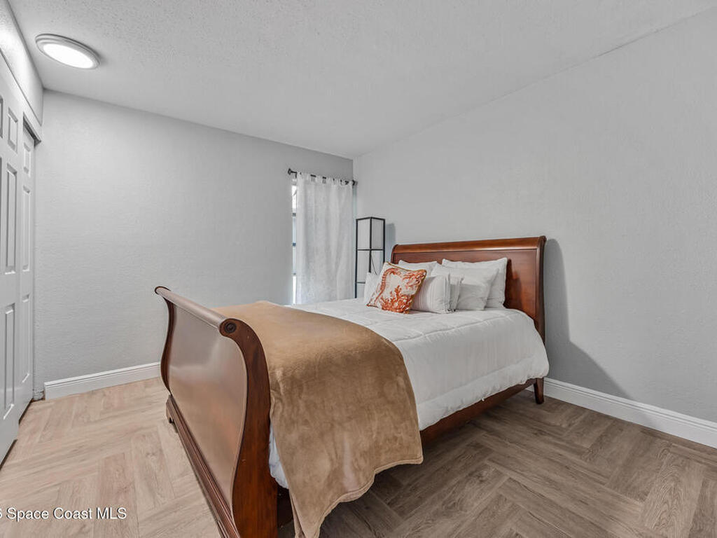 250 N Banana River Drive, Merritt Island, FL 32952