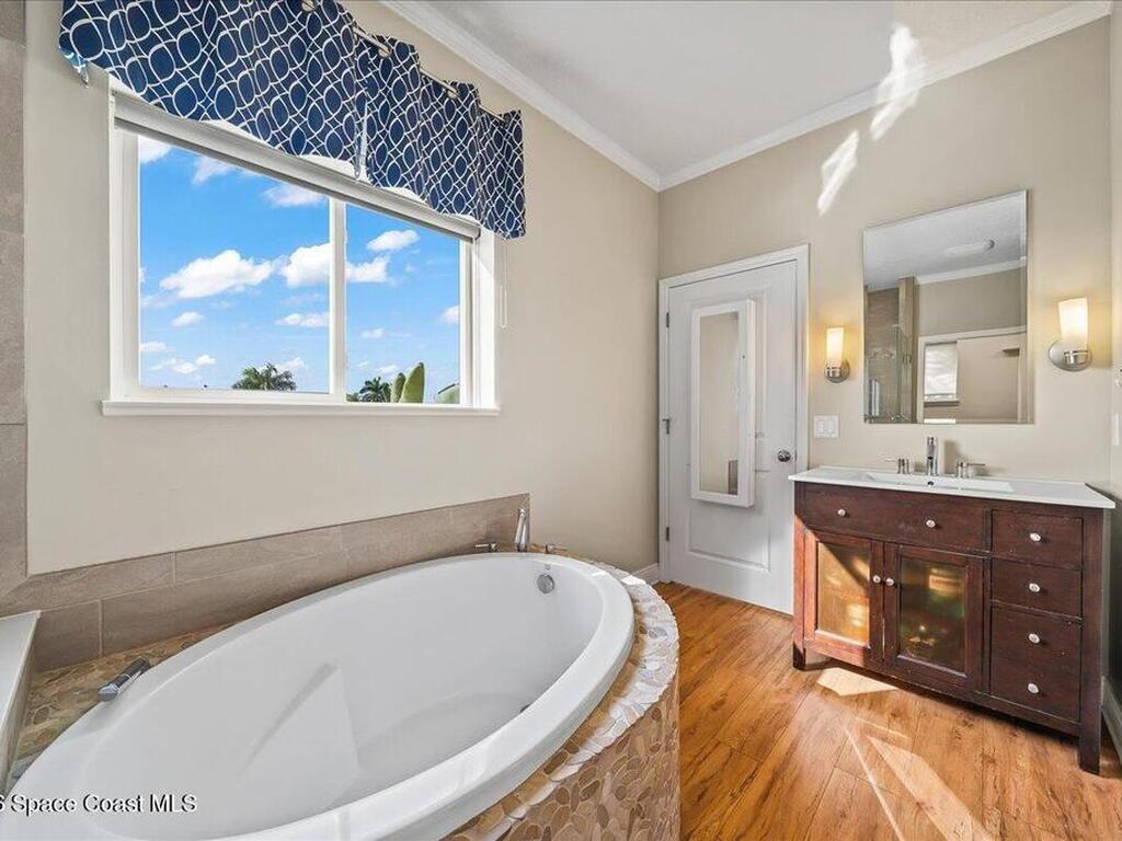 450 Riverside Avenue, Merritt Island, FL 32953