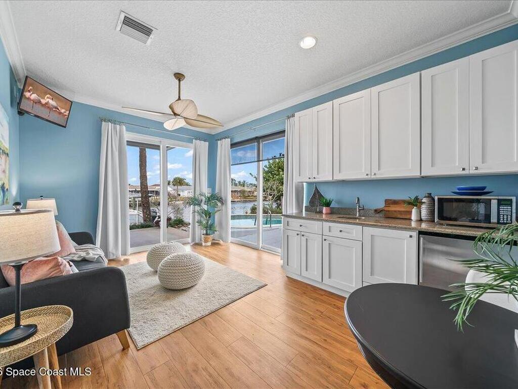 450 Riverside Avenue, Merritt Island, FL 32953