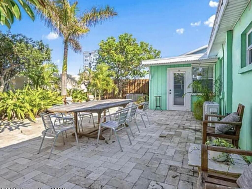 105 NE 3rd Street, Satellite Beach, FL 32937