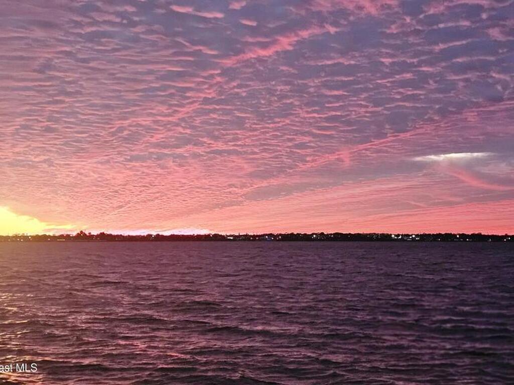 10758 S Tropical Trail, Merritt Island, FL 32952