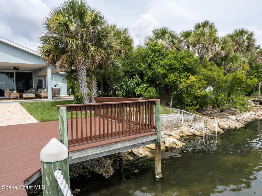 10758 S Tropical Trail, Merritt Island, FL 32952