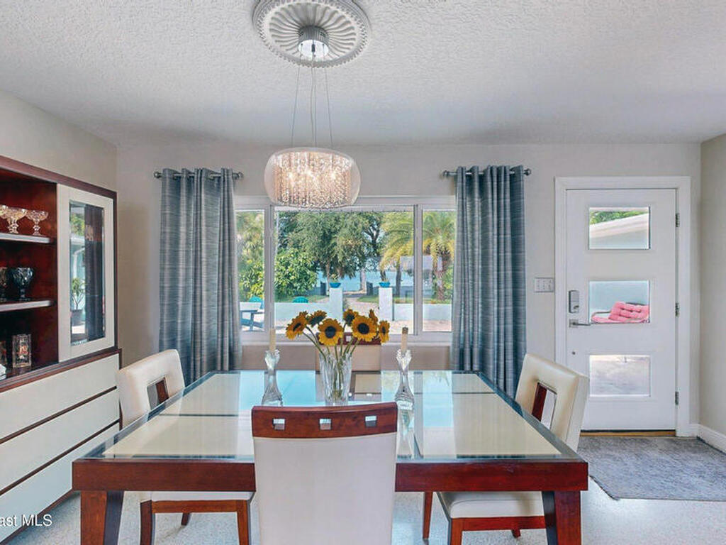 10758 S Tropical Trail, Merritt Island, FL 32952