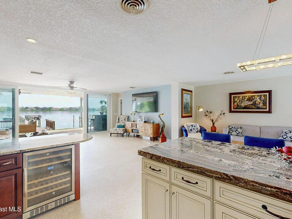 10758 S Tropical Trail, Merritt Island, FL 32952