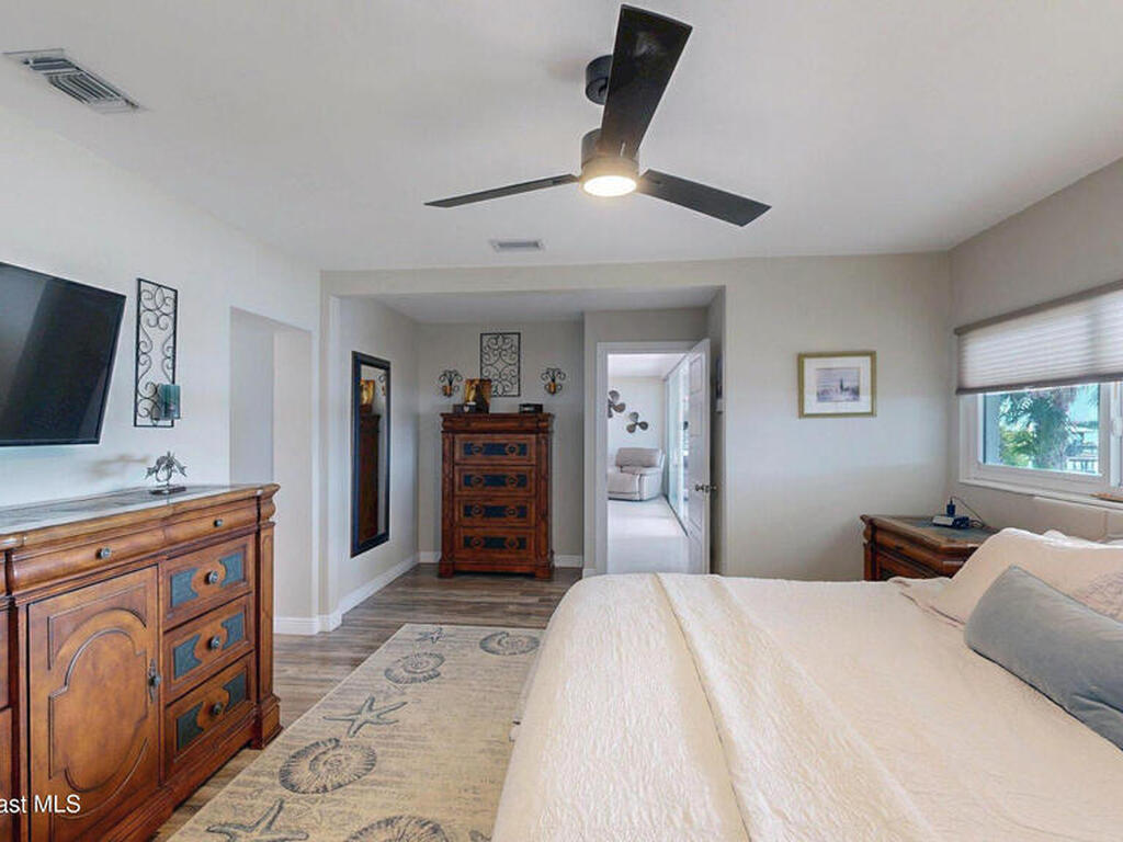 10758 S Tropical Trail, Merritt Island, FL 32952