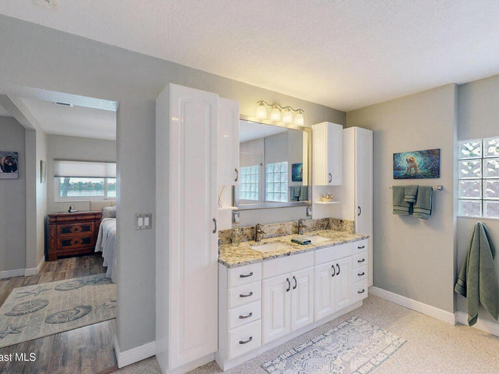 10758 S Tropical Trail, Merritt Island, FL 32952