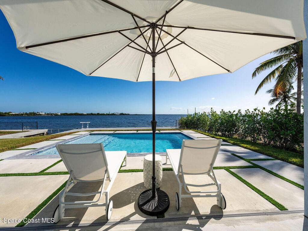 1631 Sunrise Drive, Big Pine Key, FL 33043