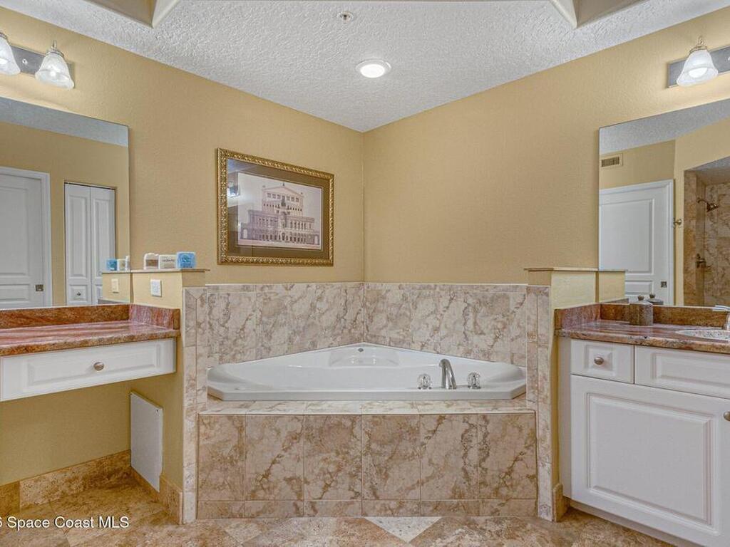 2095 Jimmy Buffett Mem Highway, Indian Harbour Beach, FL 32937