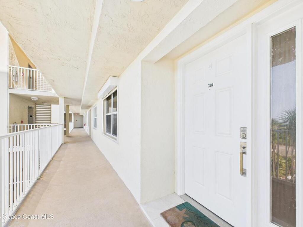 2727 N Highway A1a, Indialantic, FL 32903