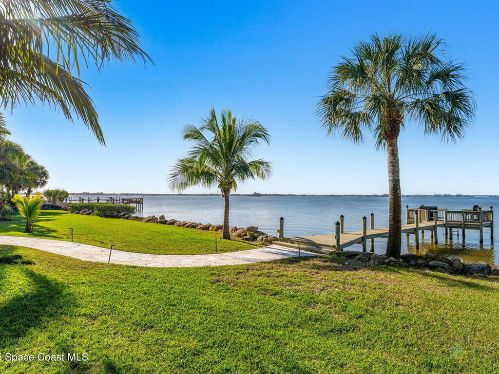 467 Spoonbill Lane, Melbourne Beach, FL 32951