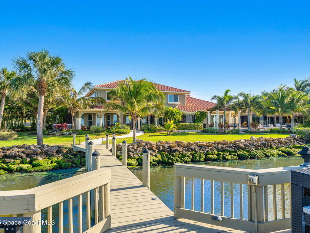 467 Spoonbill Lane, Melbourne Beach, FL 32951