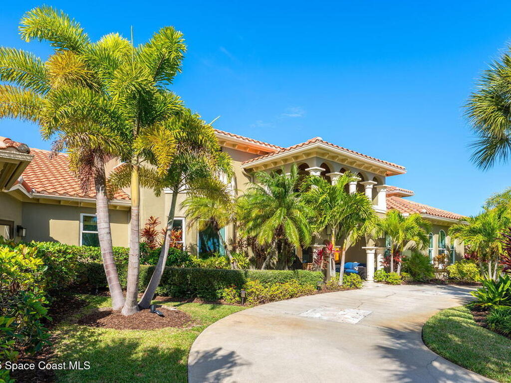 467 Spoonbill Lane, Melbourne Beach, FL 32951