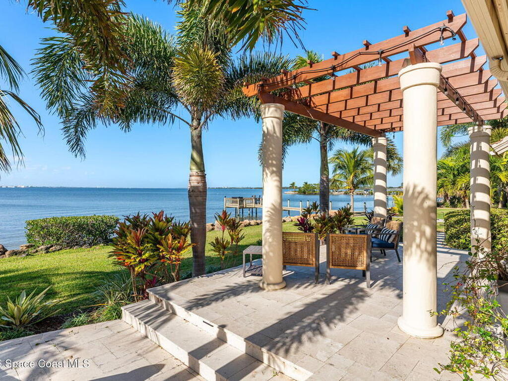 467 Spoonbill Lane, Melbourne Beach, FL 32951