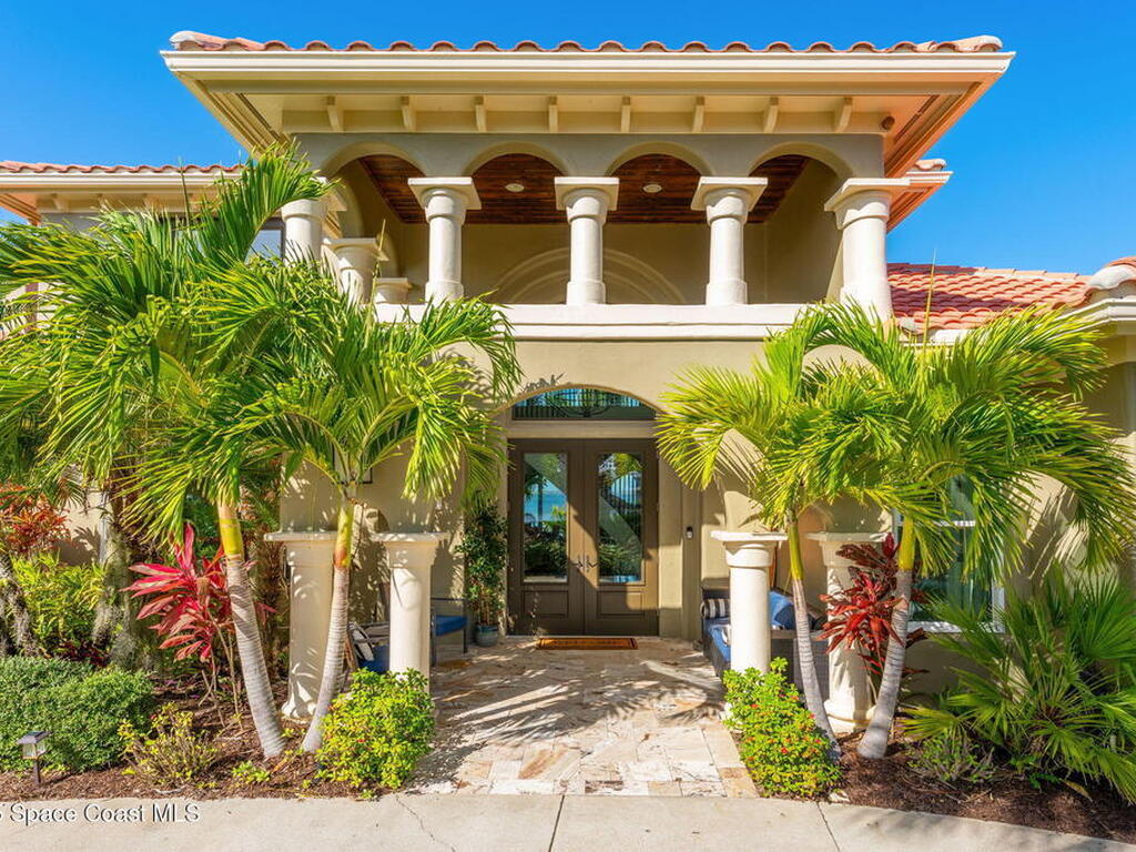 467 Spoonbill Lane, Melbourne Beach, FL 32951