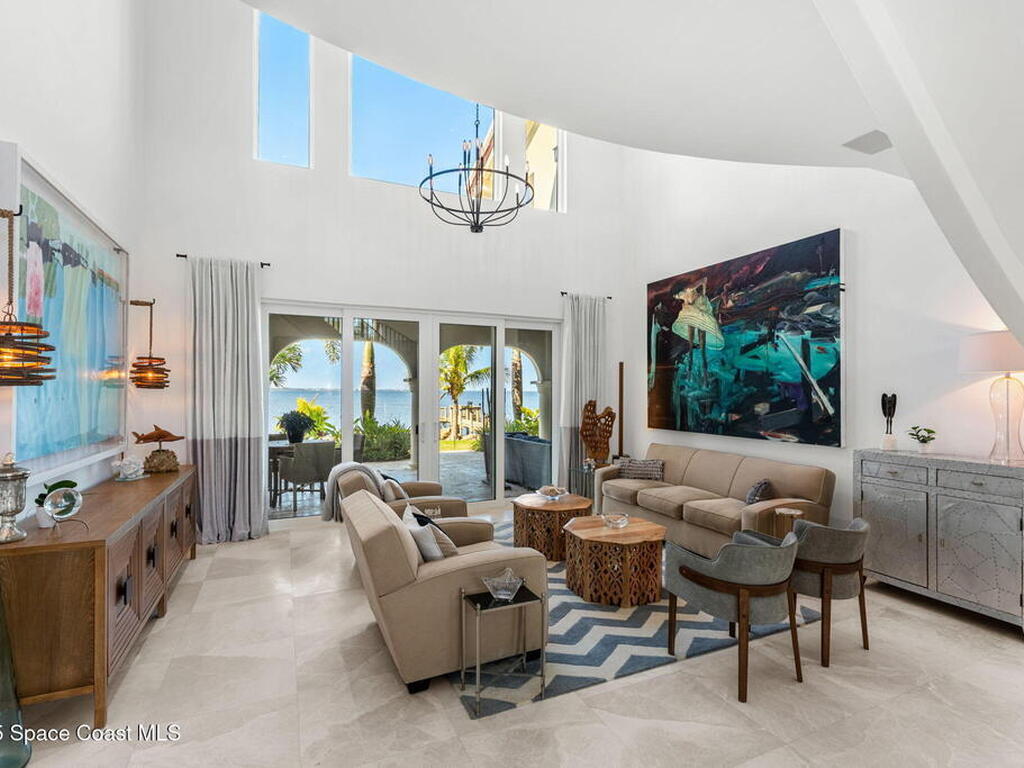 467 Spoonbill Lane, Melbourne Beach, FL 32951