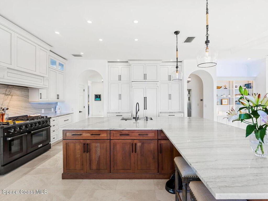 467 Spoonbill Lane, Melbourne Beach, FL 32951