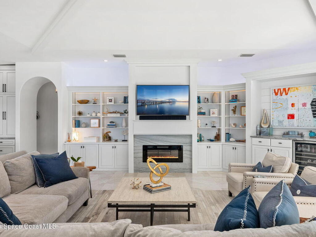 467 Spoonbill Lane, Melbourne Beach, FL 32951