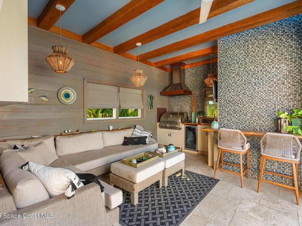 467 Spoonbill Lane, Melbourne Beach, FL 32951