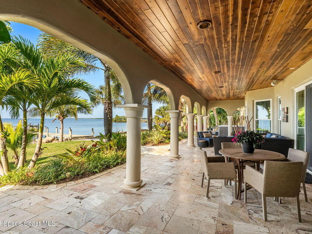 467 Spoonbill Lane, Melbourne Beach, FL 32951