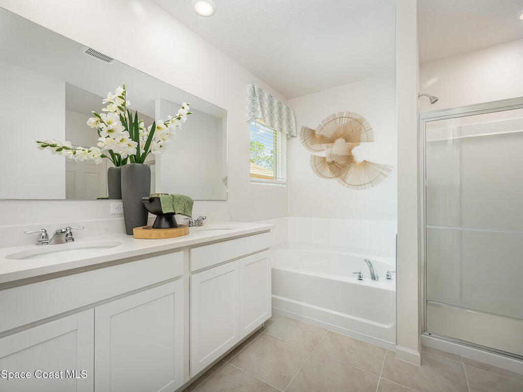 2732 Indian River Parkway, Mims, FL 32754