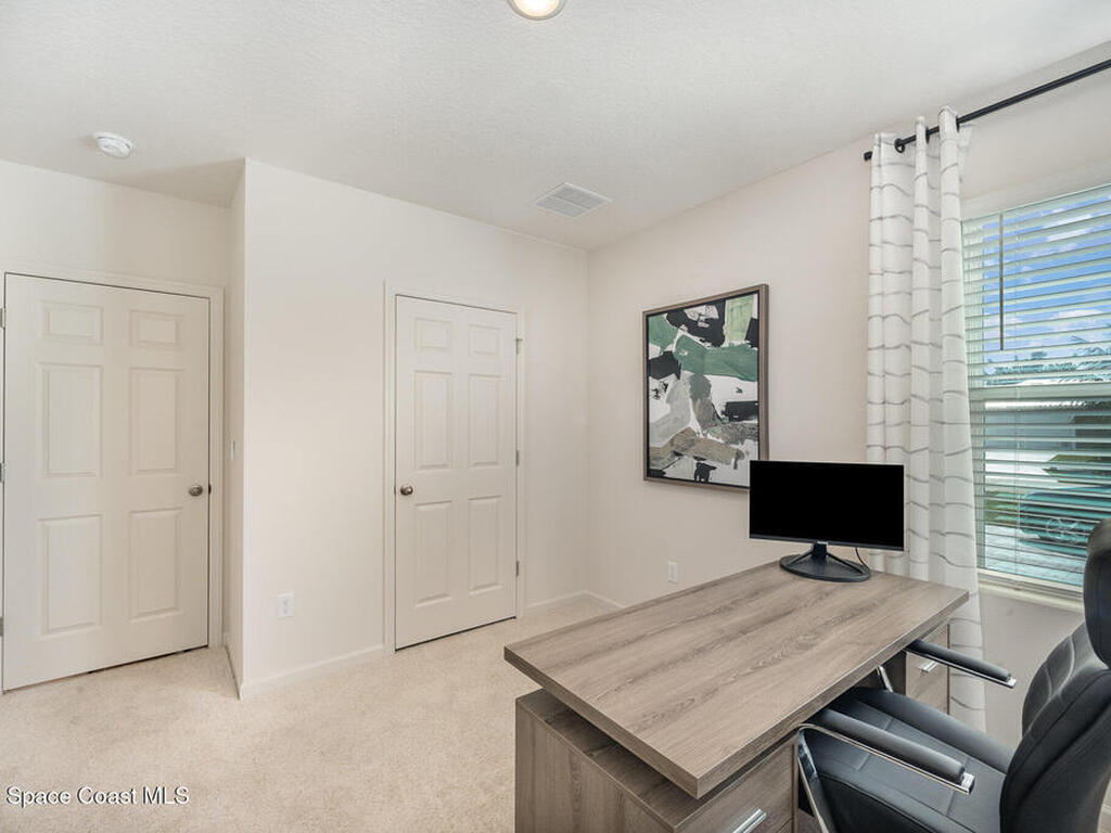 2732 Indian River Parkway, Mims, FL 32754