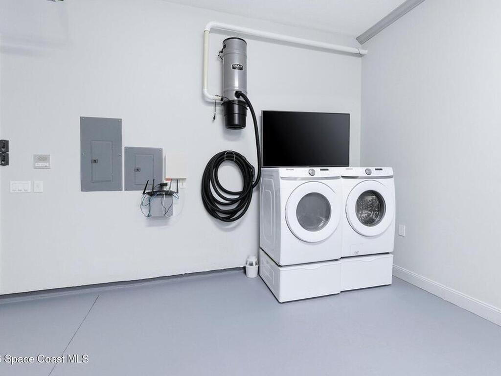 7607 Kiawah Way, Melbourne Beach, FL 32951