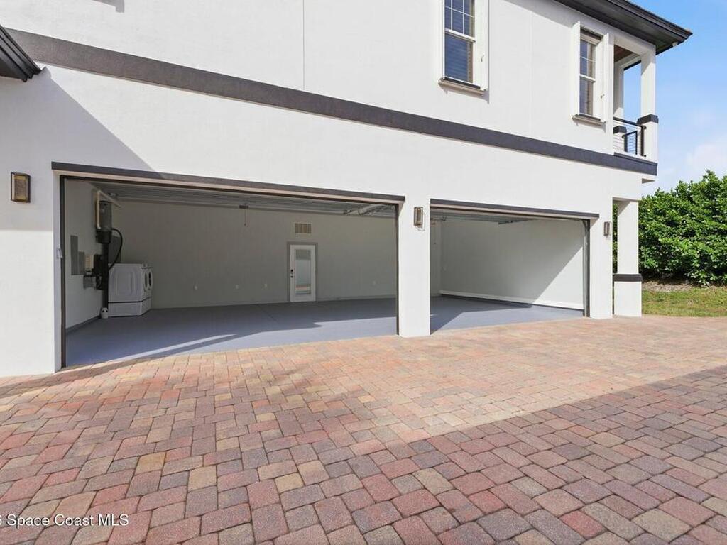 7607 Kiawah Way, Melbourne Beach, FL 32951