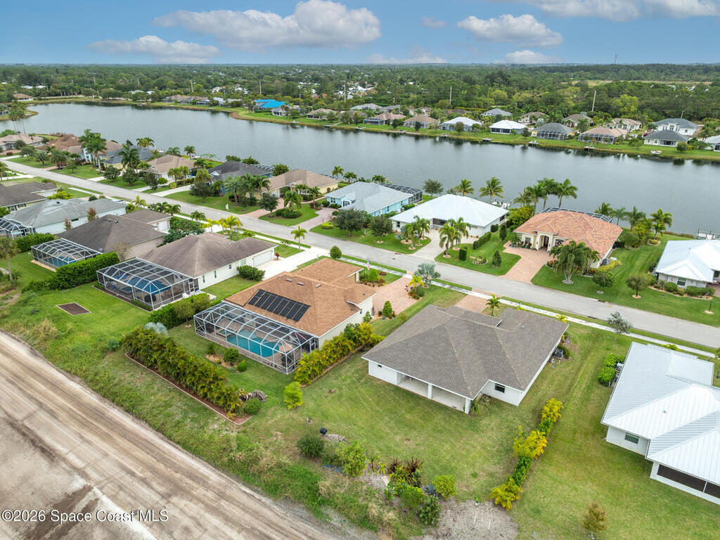 718 Yearling Trail, Sebastian, FL 32958