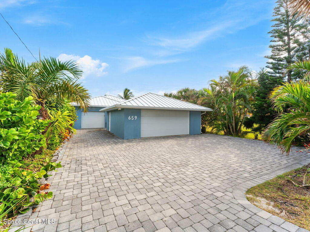 659 S Atlantic Avenue, Cocoa Beach, FL 32931