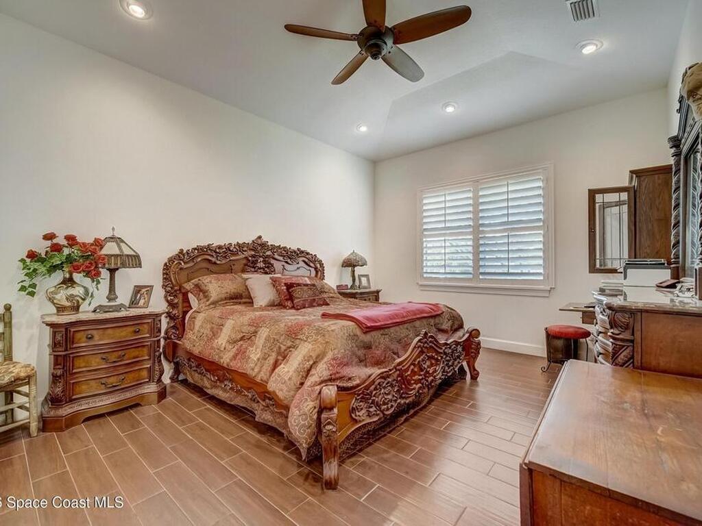 121 Seminole Lane, Cocoa Beach, FL 32931