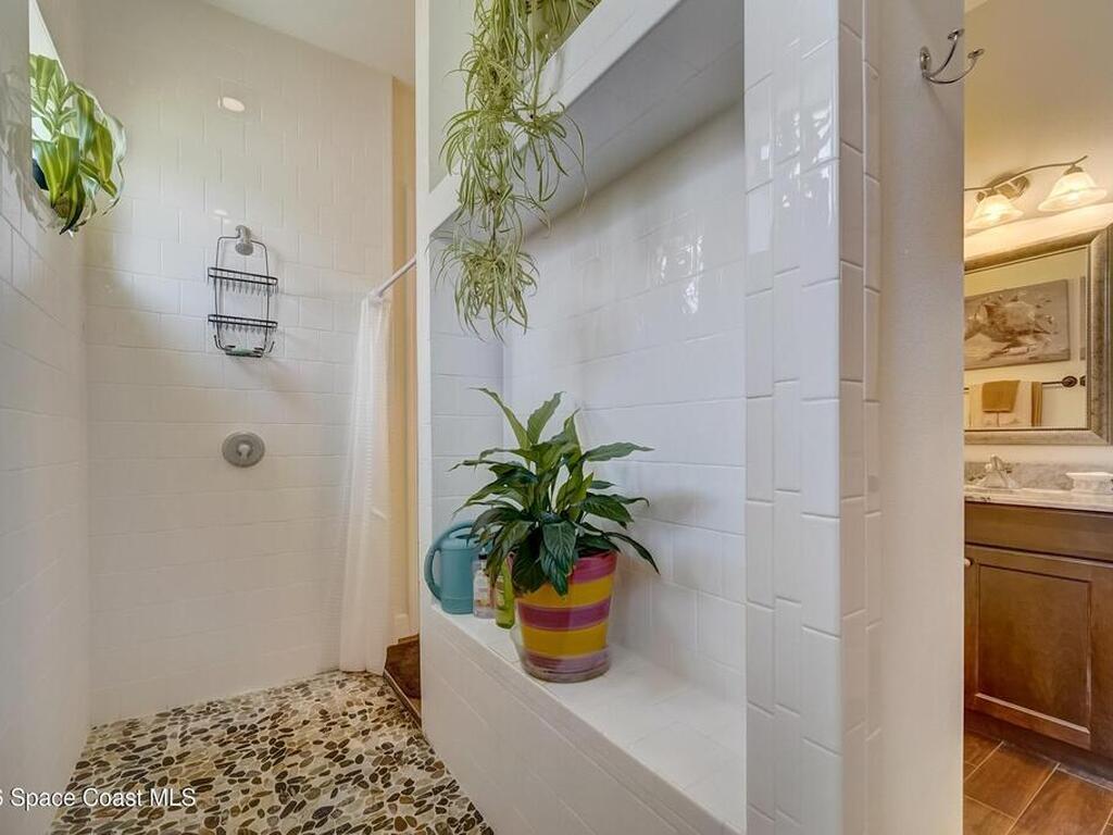 121 Seminole Lane, Cocoa Beach, FL 32931