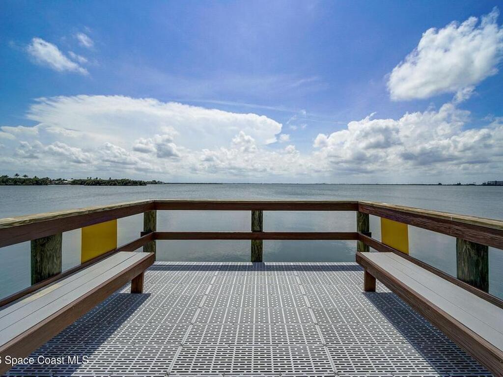 121 Seminole Lane, Cocoa Beach, FL 32931