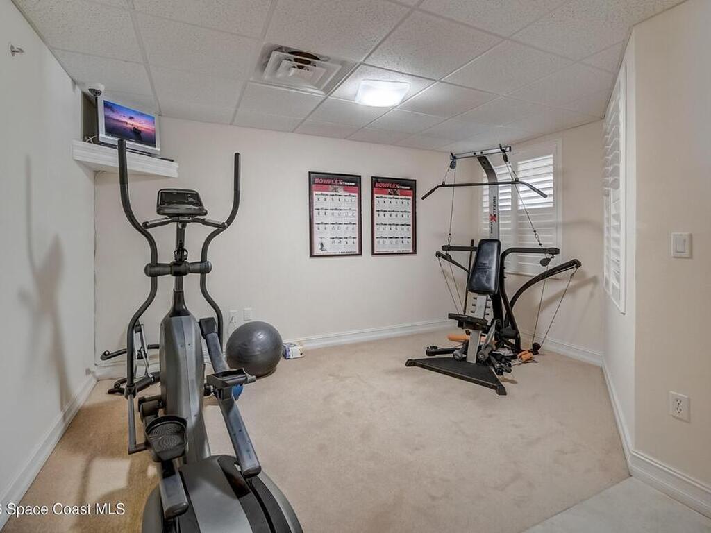 121 Seminole Lane, Cocoa Beach, FL 32931