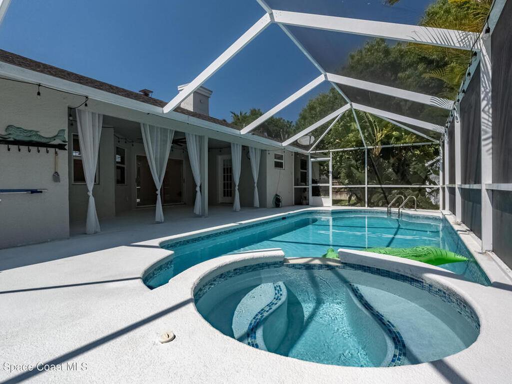 215 Beverly Court, Melbourne Beach, FL 32951