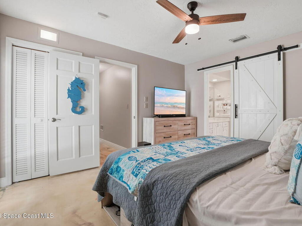 523 Peregrine Drive, Indialantic, FL 32903