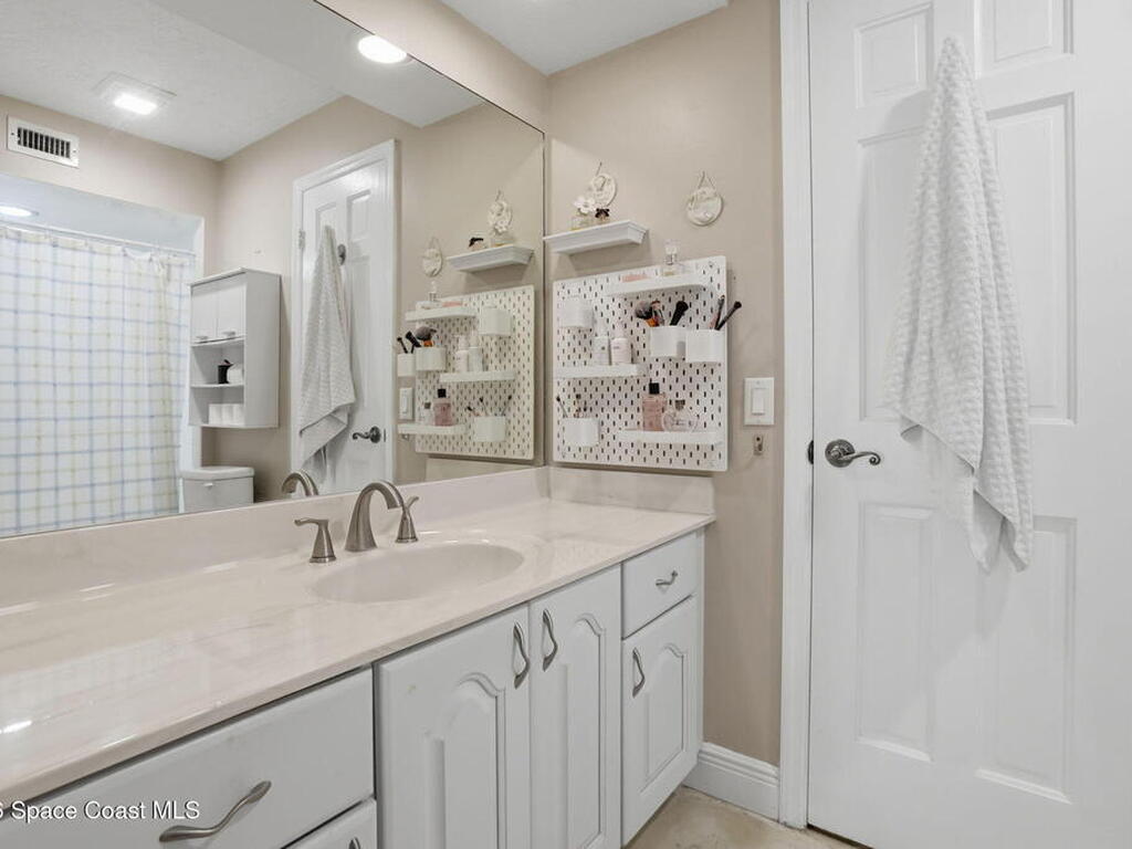 523 Peregrine Drive, Indialantic, FL 32903