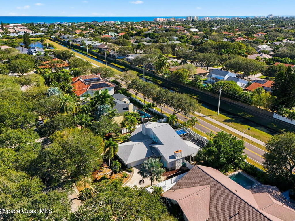 523 Peregrine Drive, Indialantic, FL 32903