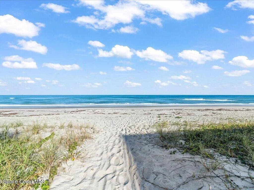 223 Sanibel Way, Melbourne Beach, FL 32951