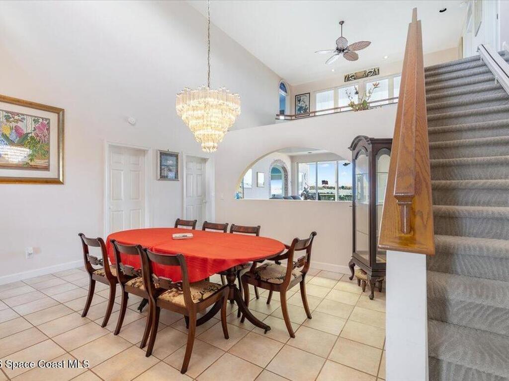 2 Sea Horse Lane, Vero Beach, FL 32960