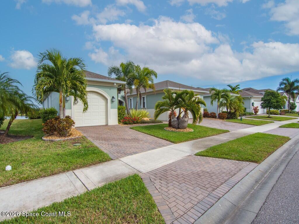 2462 Chapel Bridge Lane, Melbourne, FL 32940
