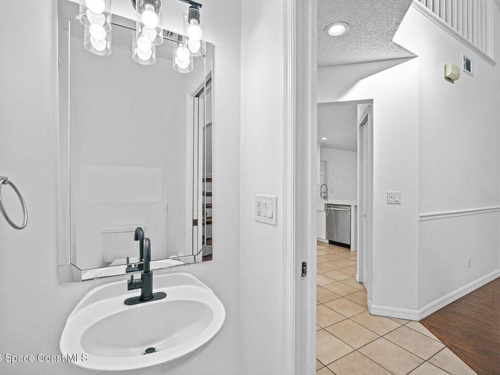 1742 Nicklaus Drive, Melbourne, FL 32935