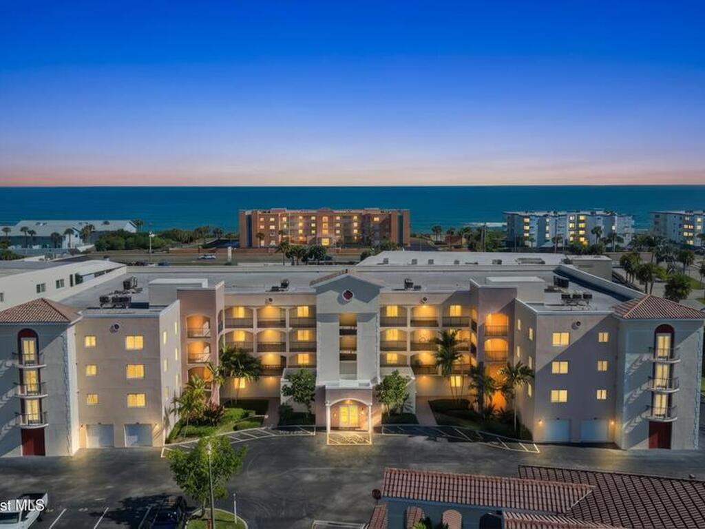 121 Lancha Circle, Satellite Beach, FL 32937