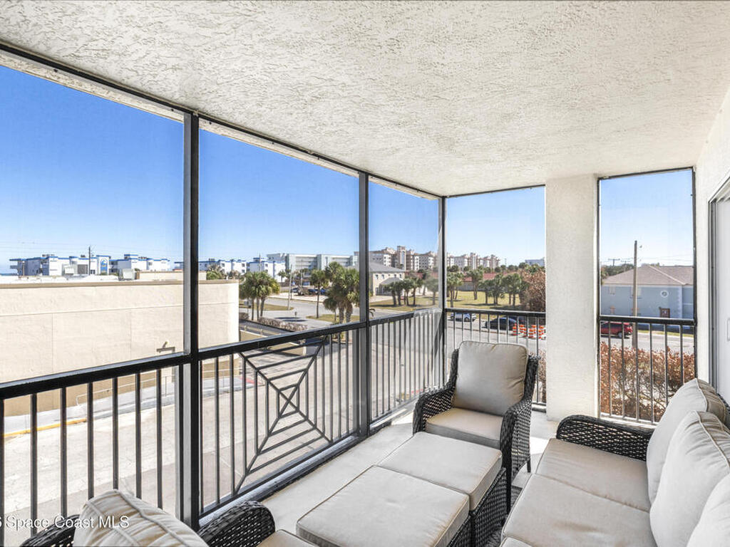 121 Lancha Circle, Satellite Beach, FL 32937