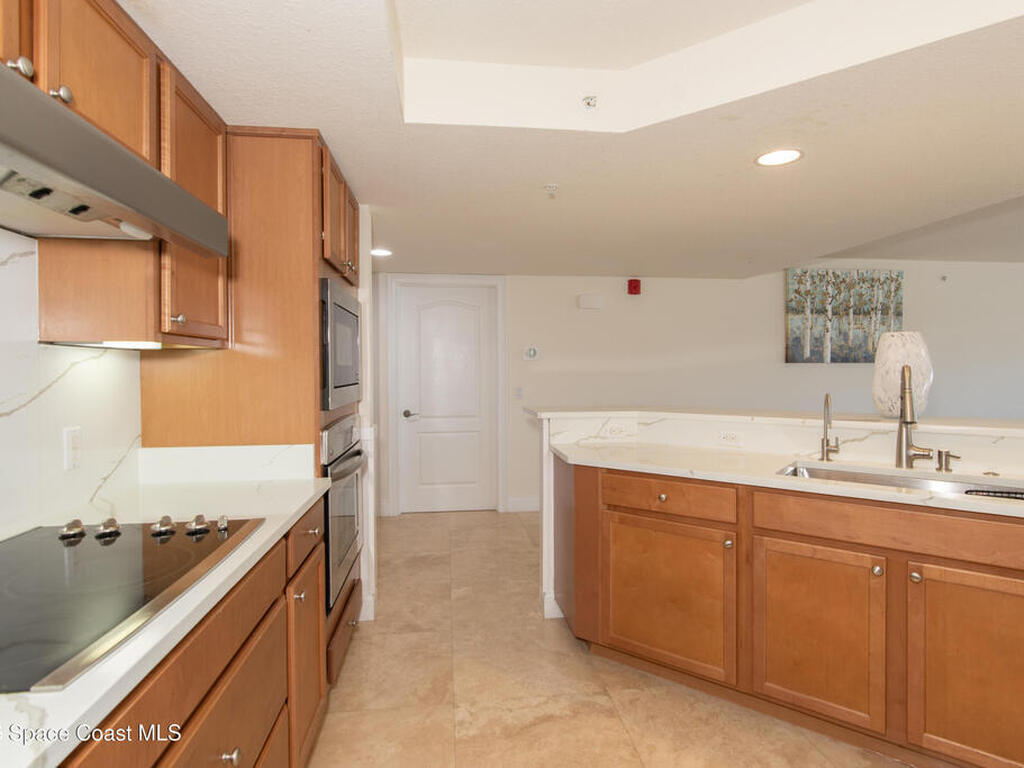 121 Lancha Circle, Satellite Beach, FL 32937