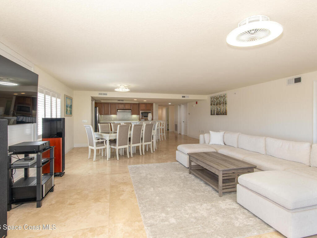 121 Lancha Circle, Satellite Beach, FL 32937