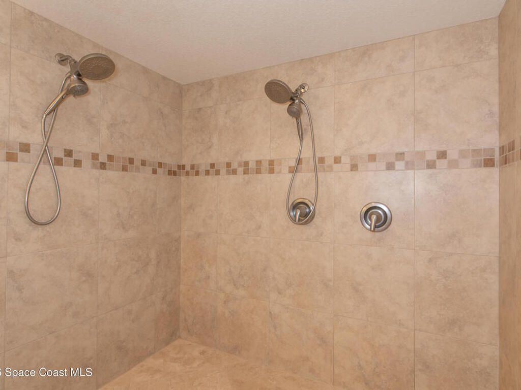 121 Lancha Circle, Satellite Beach, FL 32937