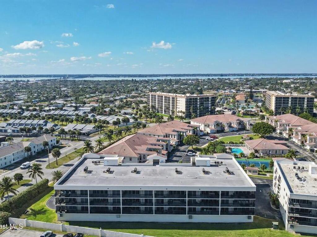 121 Lancha Circle, Satellite Beach, FL 32937